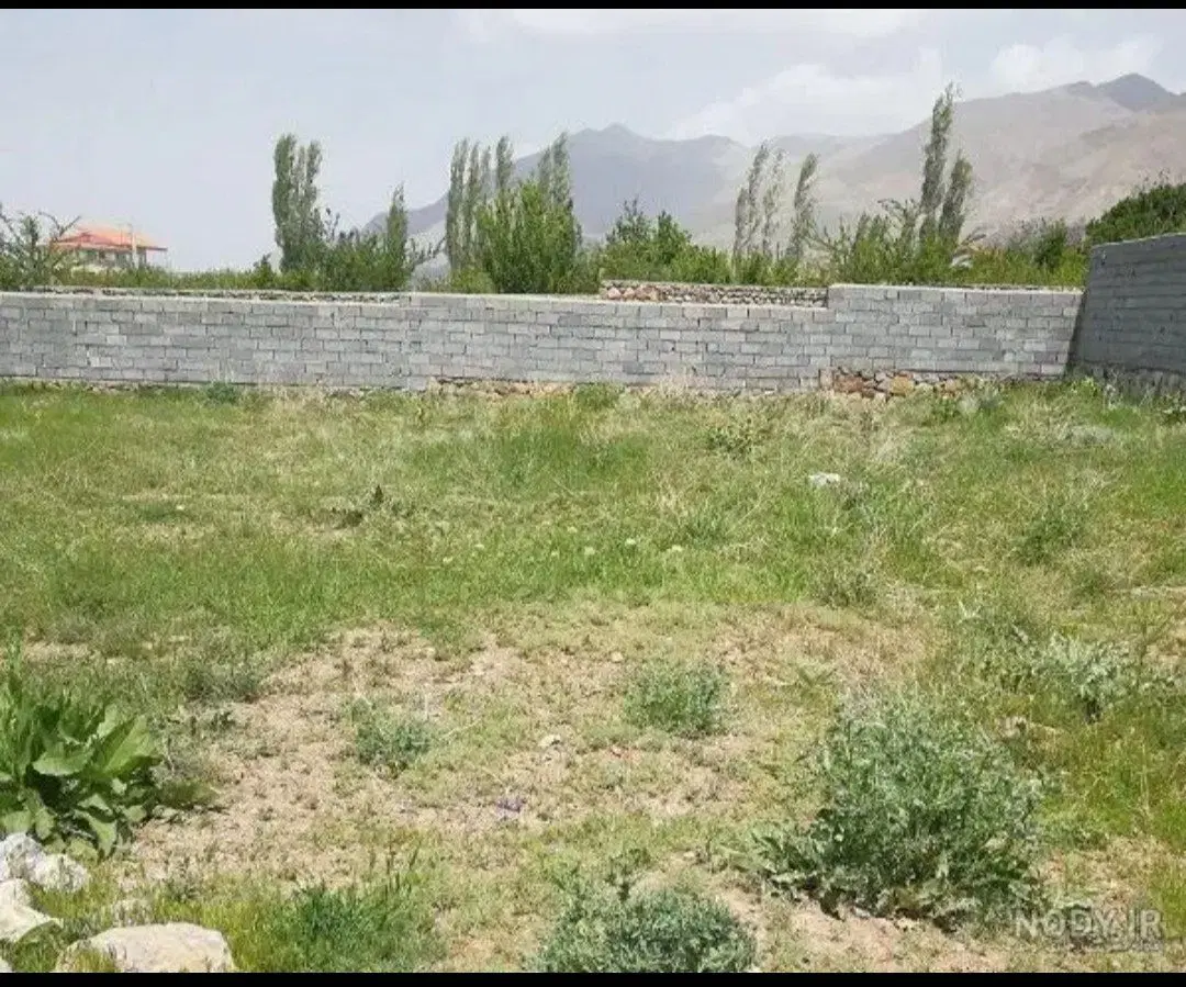 زمین چهار دیواری مکان امن ودنج