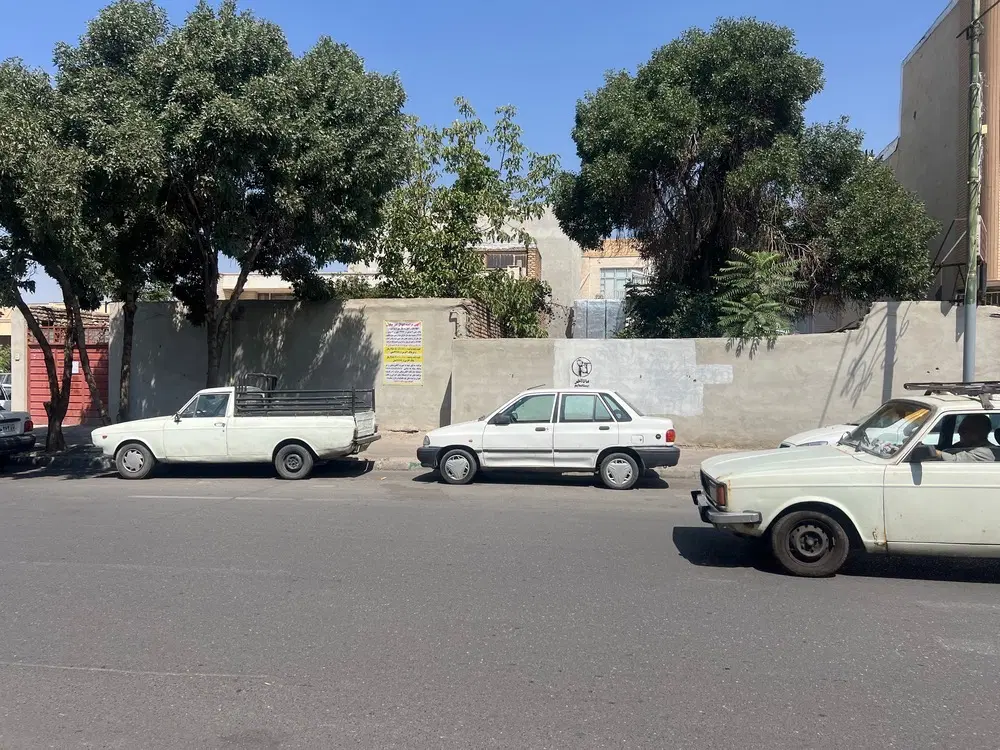 مزایده ملک مسکونی در زنجان بهترین نقطه شهر دونبش