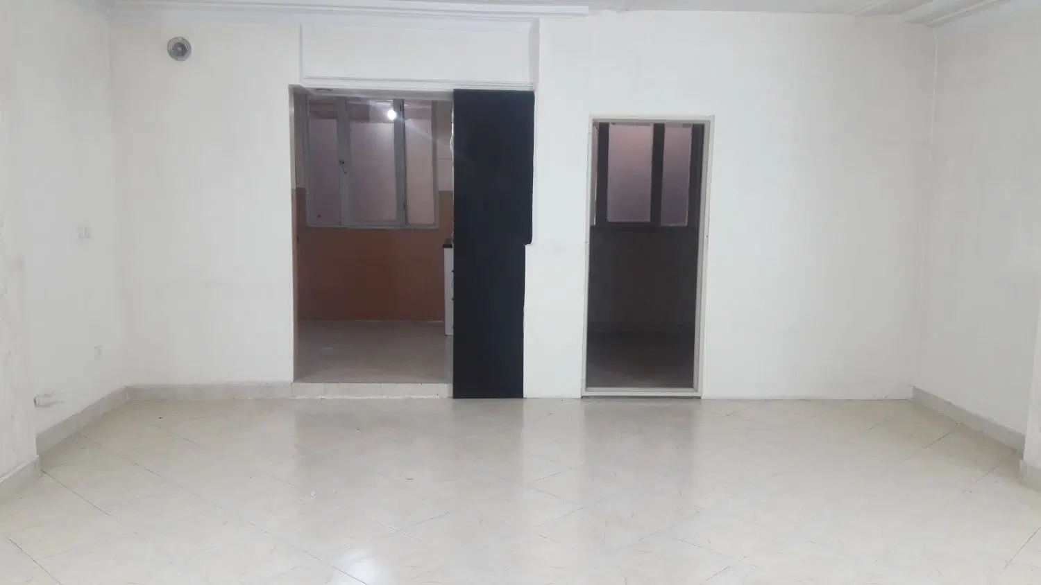 حیدری شمالی ۷۳ متری با آسانسور
