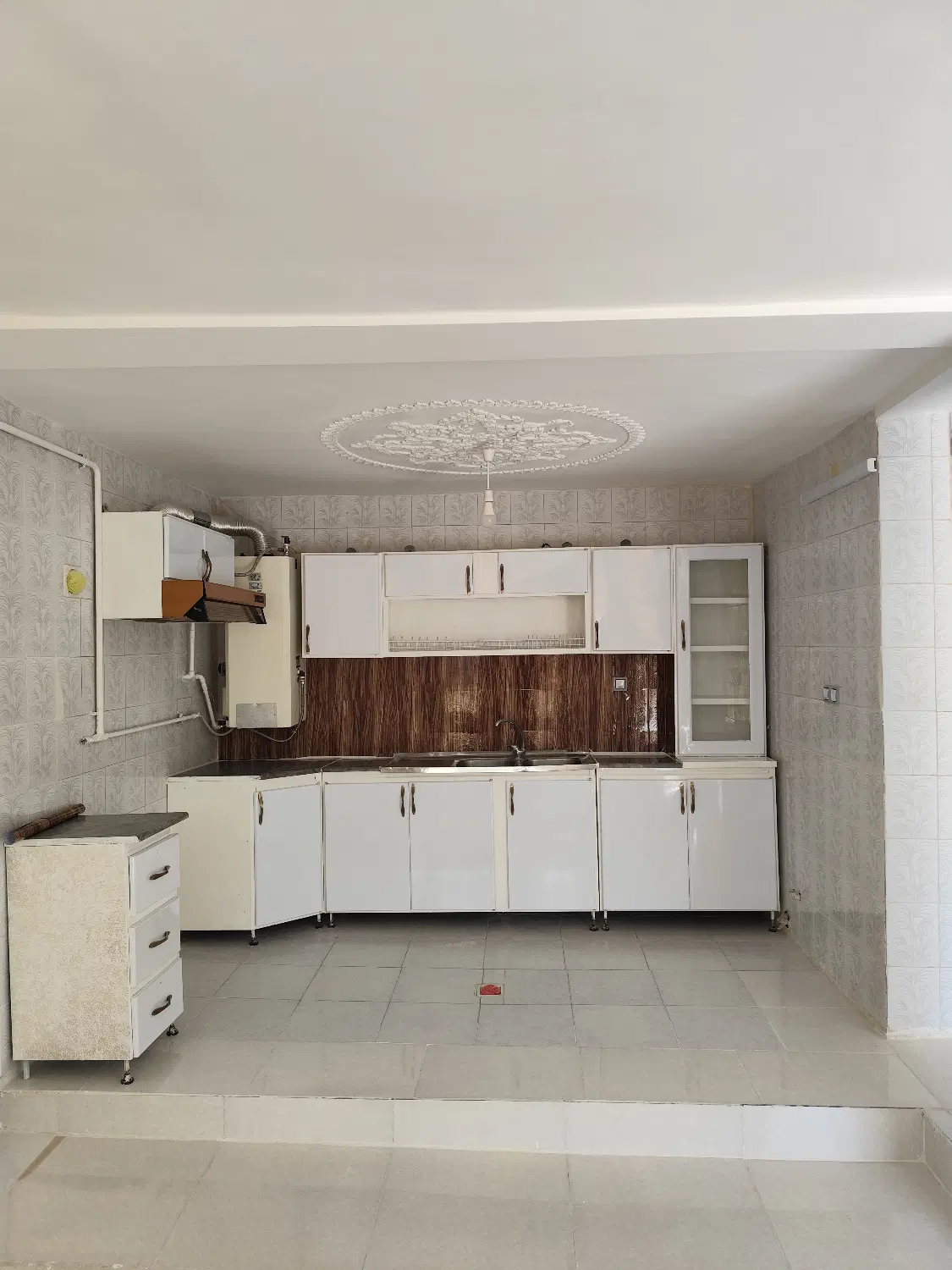فروش طبقه دوم خانه ویلایی