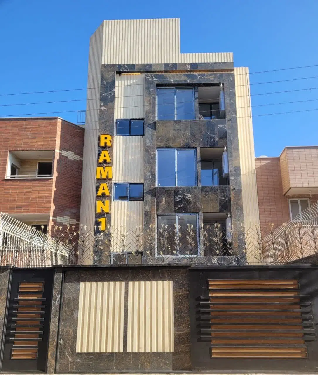 پیش فروش آپارتمان درب ساخت