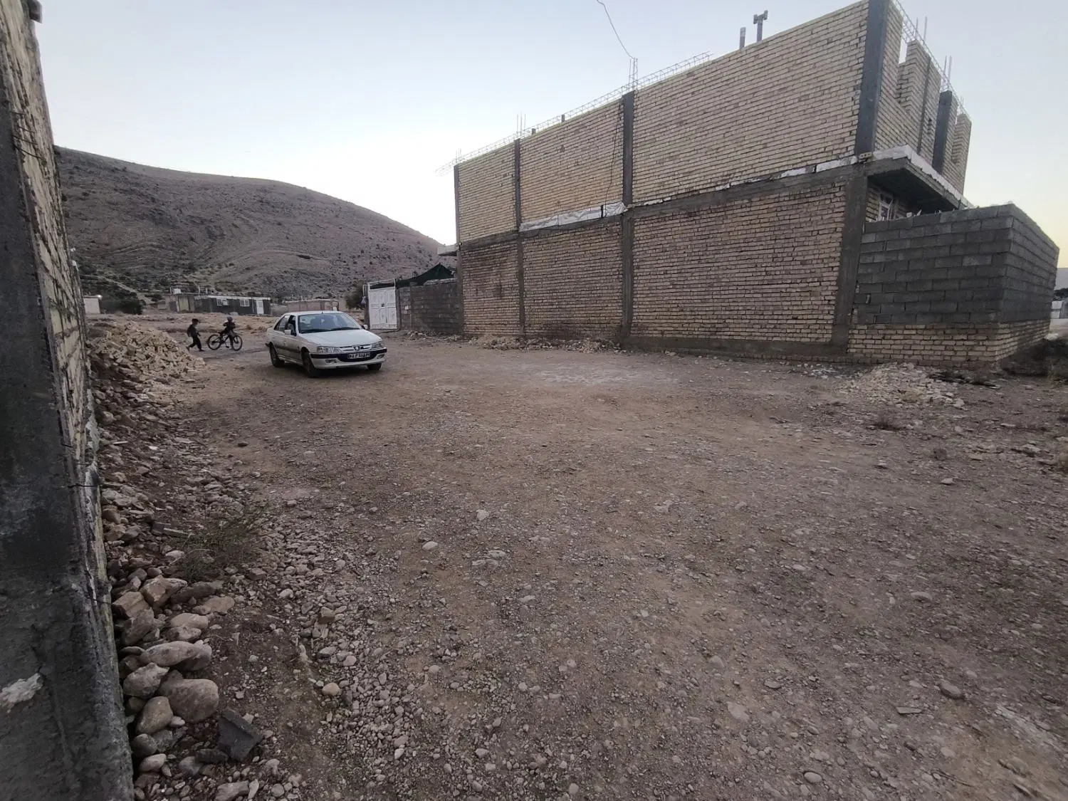 زمین ملک مسکونی منزل خانه