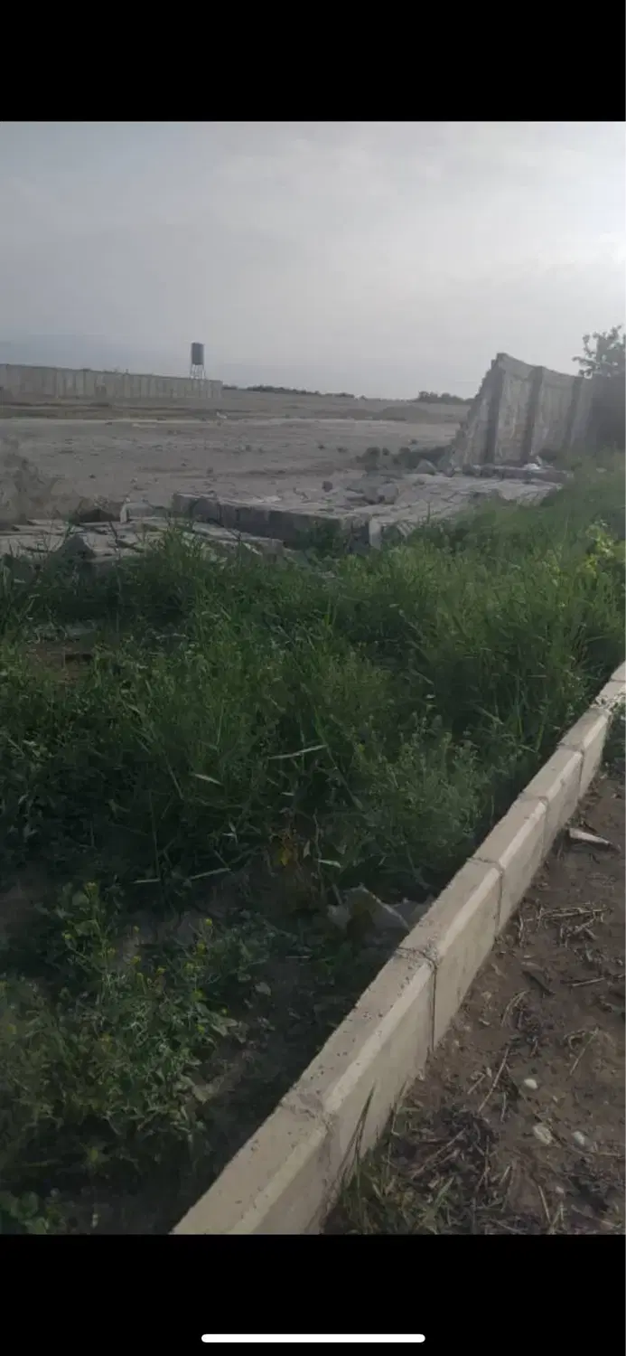 زمین ۴۸۰۰ متر فرارت