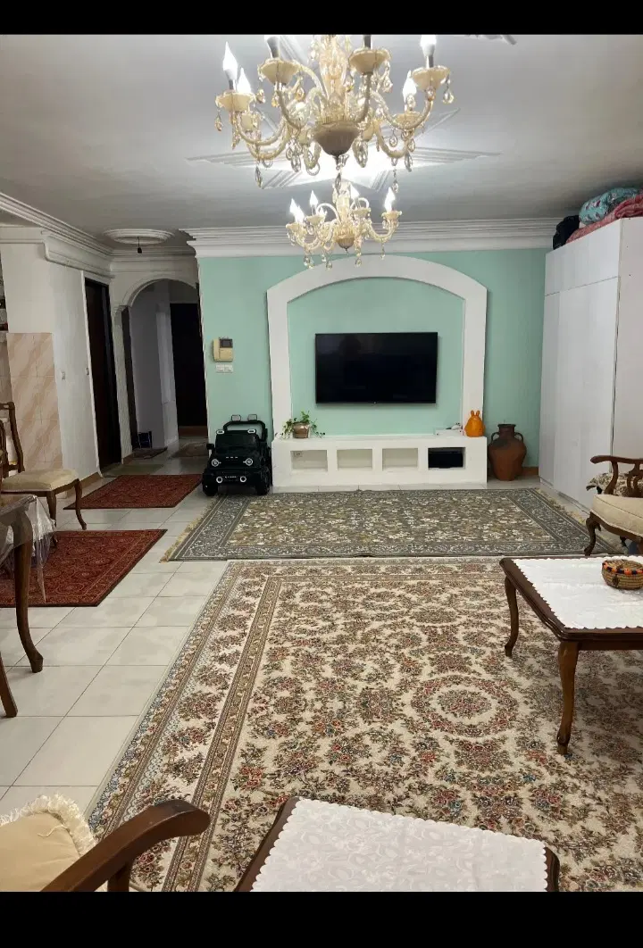 فروش واحد ۱۰۲مترخوش نقشه دیانتی میدان کودک براصلی