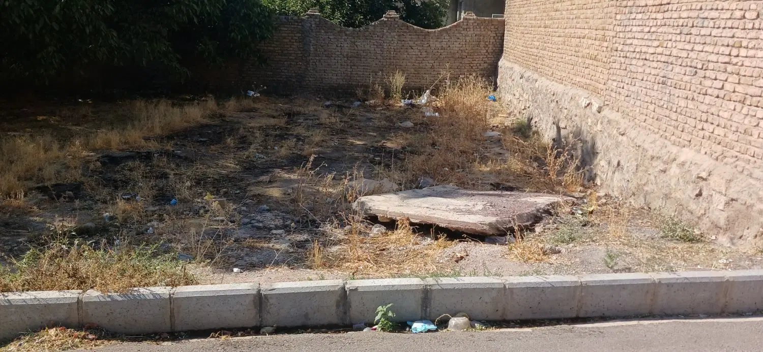 زمین مسکونی