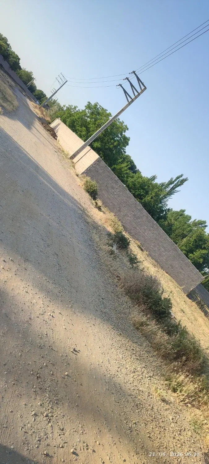 زمین کشاورزی نزدیک به محدوده مسکونی