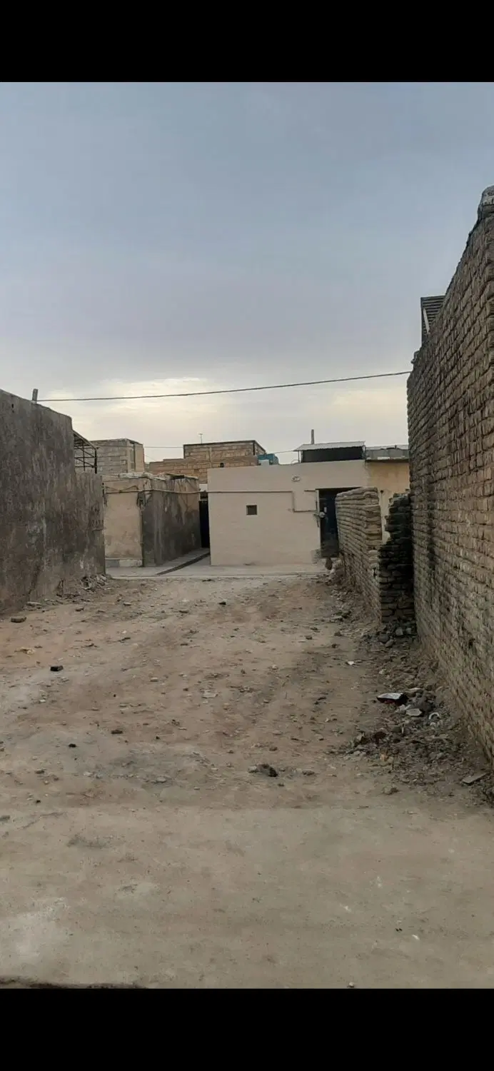 زمین130متری داخل بافت دوکله علی ابادباغخواص ورامین
