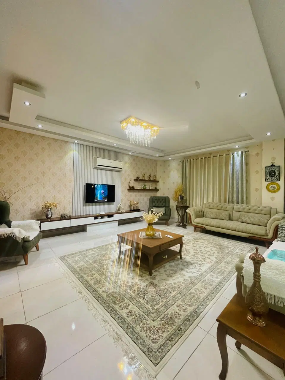 دیلمان ۱۳۰ متر