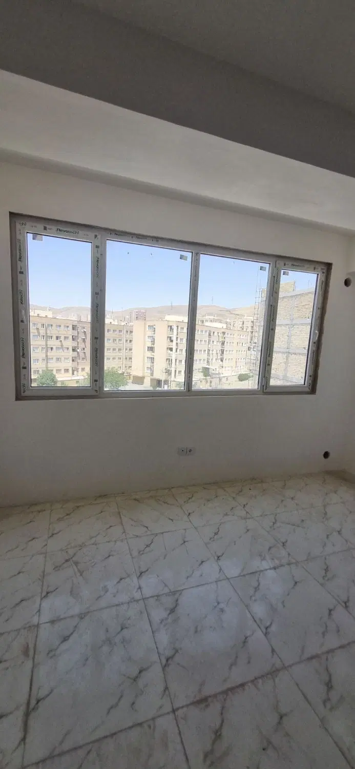 اپارتمان ۹۴ متری جاده سلامت