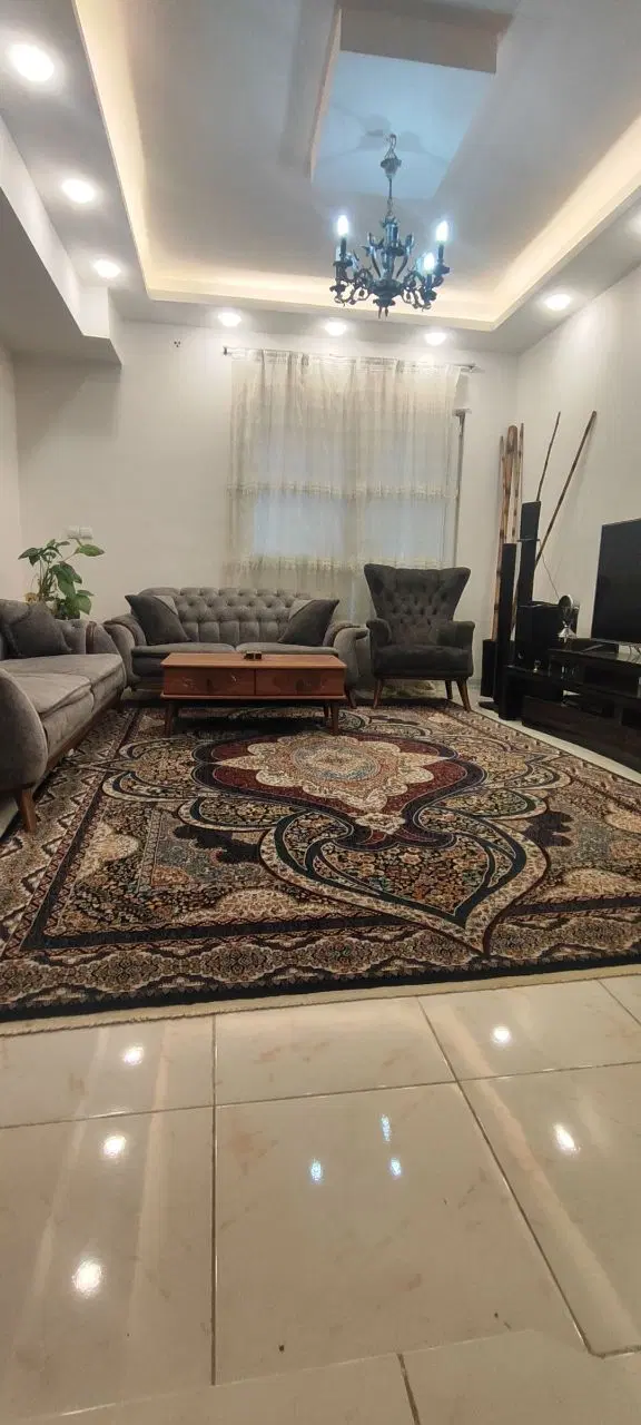 هم خانه