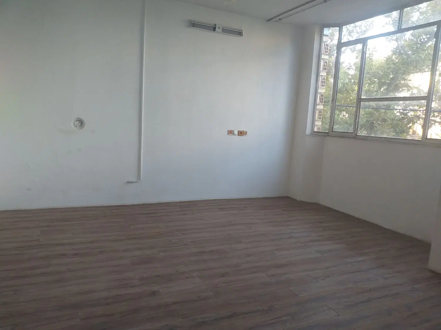 یک واحداپارتمان۷۵متربه اجاره داده می شود