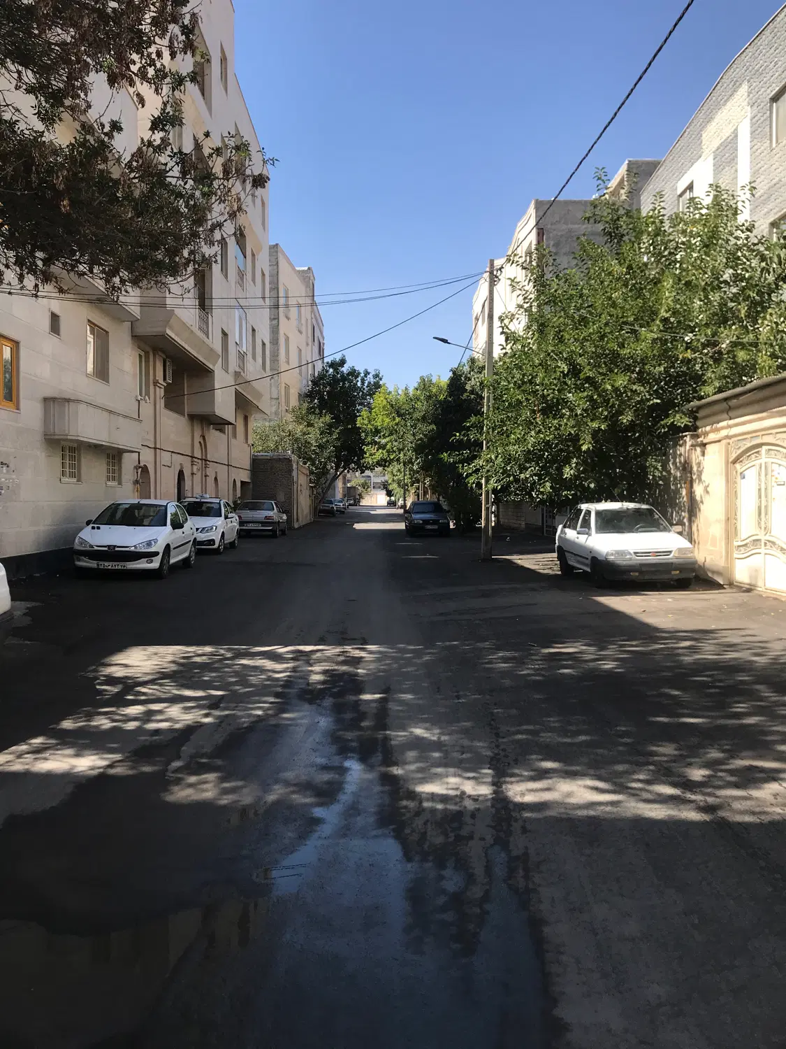آپارتمان محله آرام و دسترسی عالی