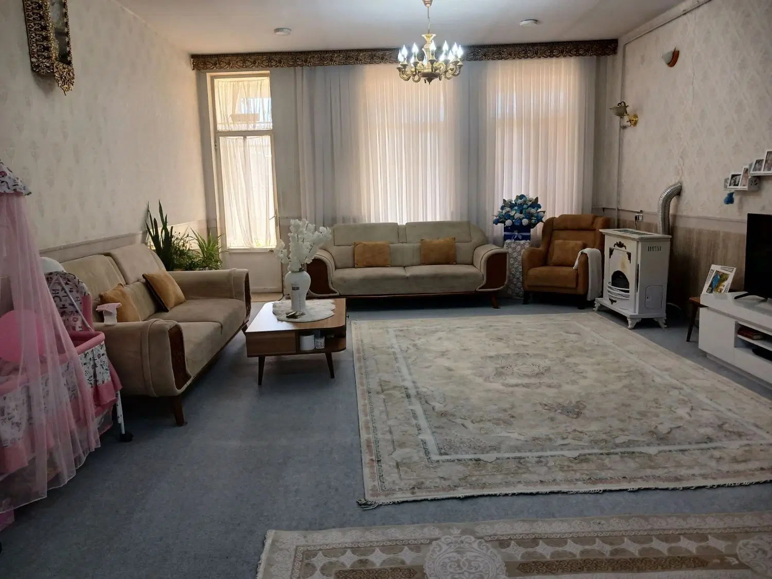 اجاره واحد ۹۰ متری حافظیه شهرک سپاه