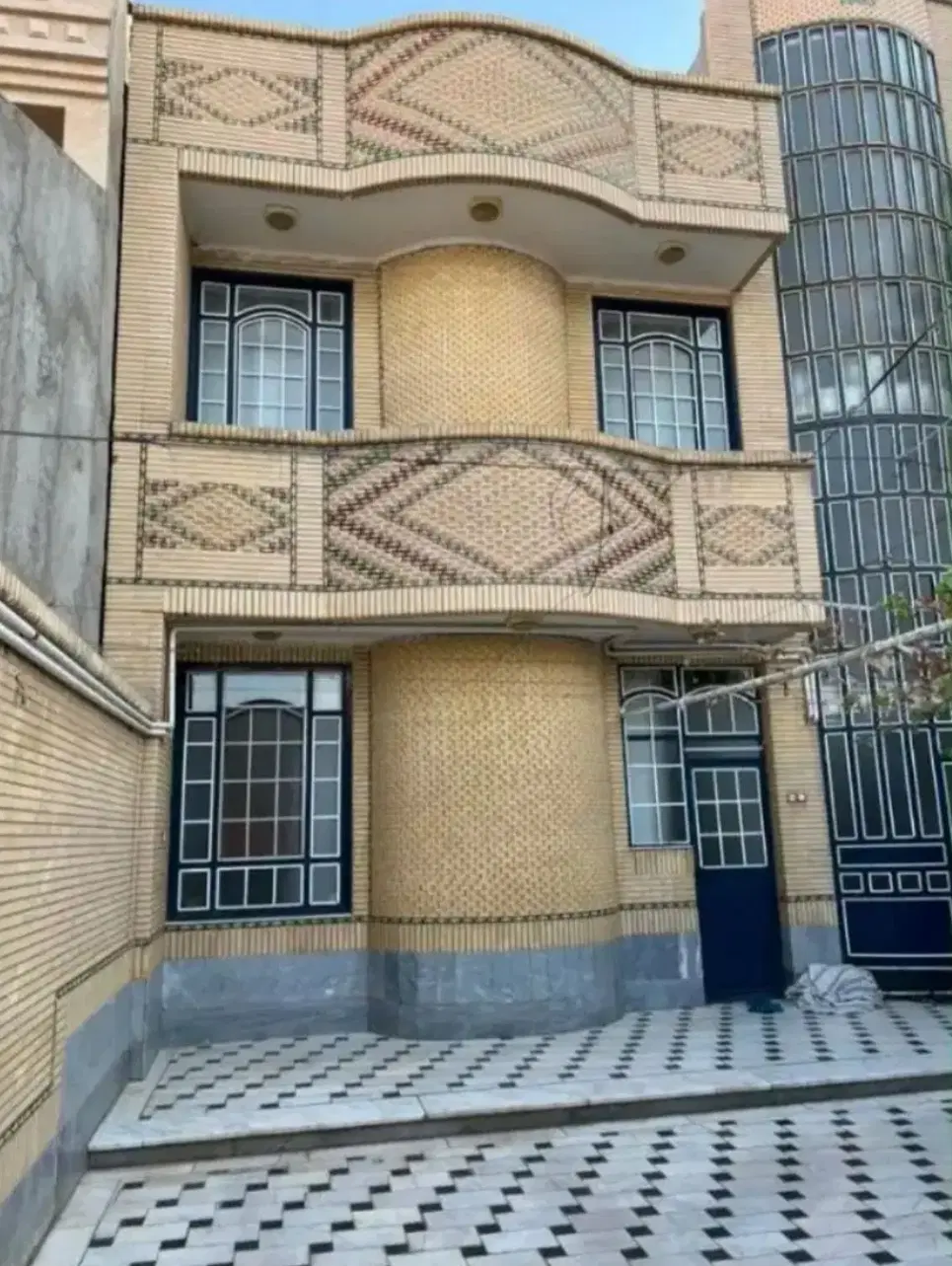 همخونه