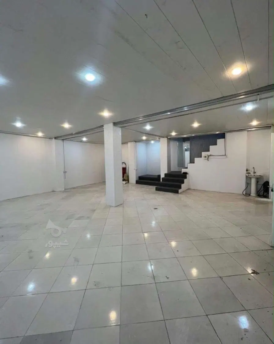 ۳۰۰ متر تجاری زیرهمکف ، قدوسی غربی