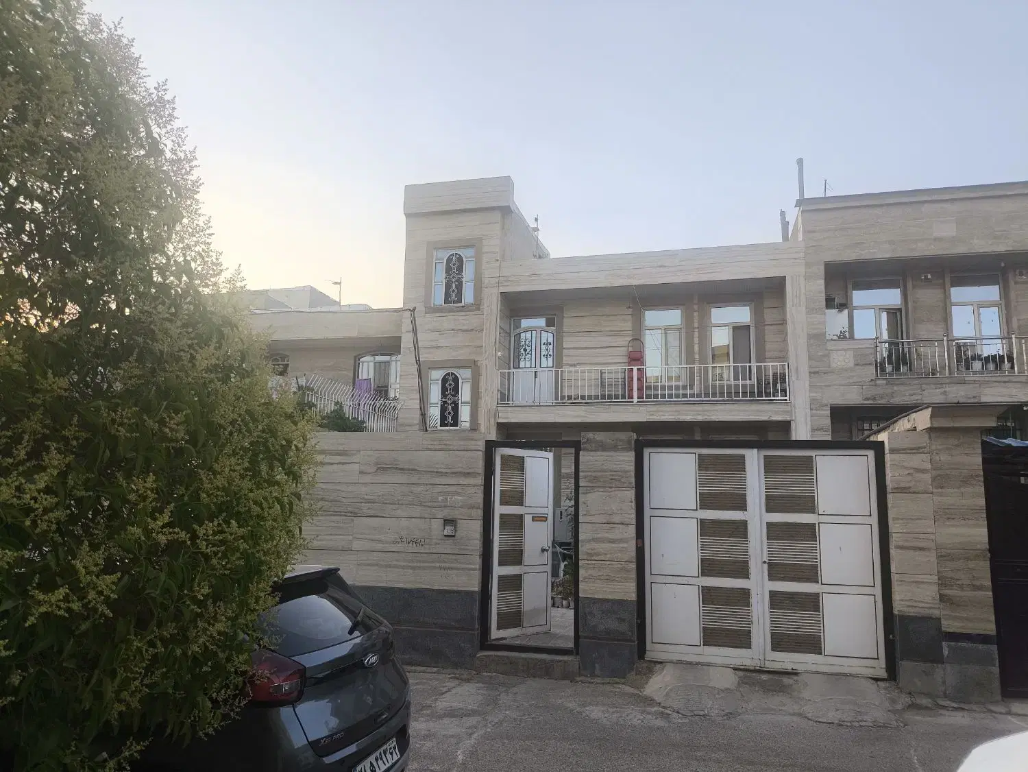 واحد آپارتمان ۱۸۰‌ متری