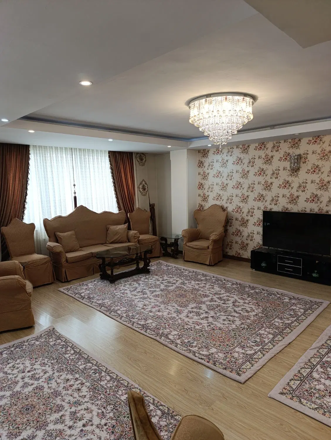 خانه ۱۷۲ متری اندیشه فاز یک