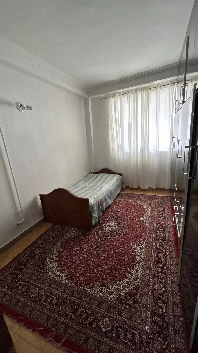 سند دار 100متری بر‌اصلی کوچه وحدت