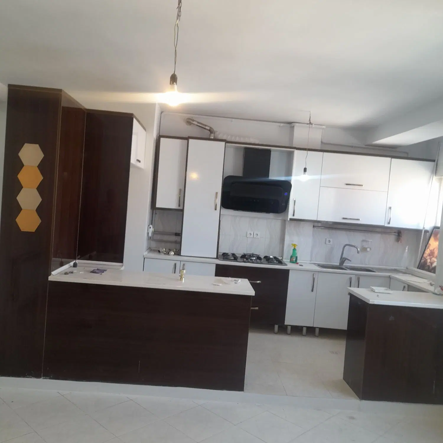 فروش آپارتمان ۷۸متر دوخواب در شهرک ابریشم