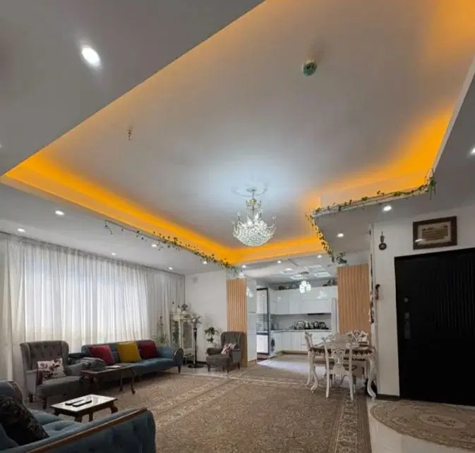 ۱۱۰متر روبه نما ۲ نراس بزرگ غرق نور