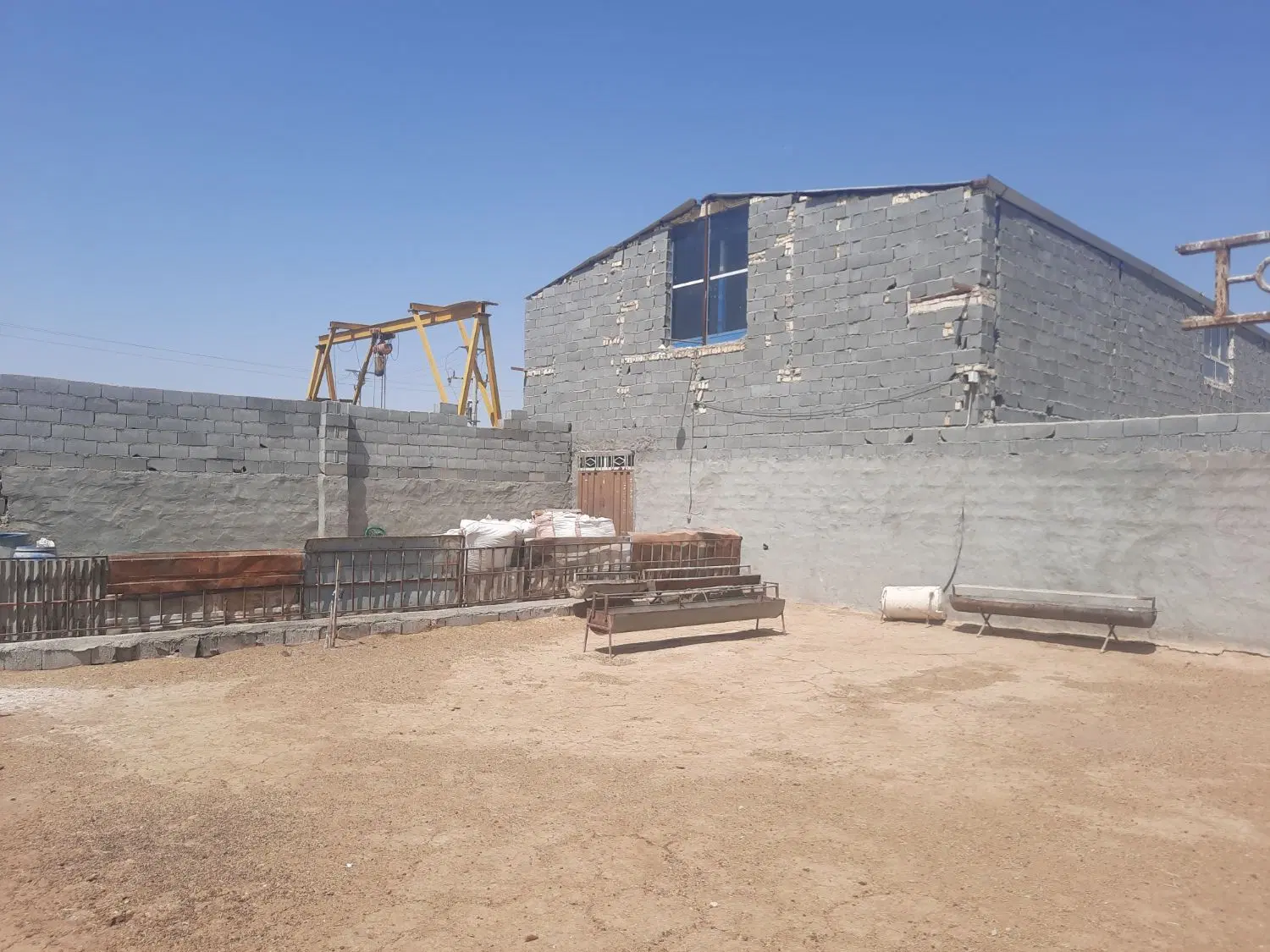 اجاره دامداری ۶۰۰ متری