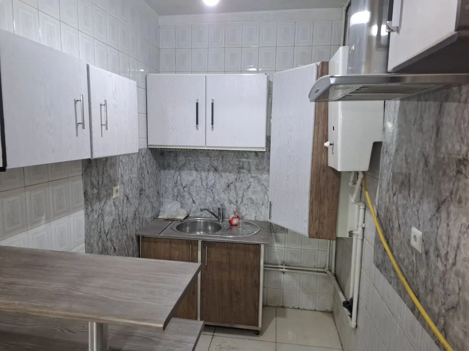 رهن و اجاره واحد 60 متری فاز 2 بهارستان