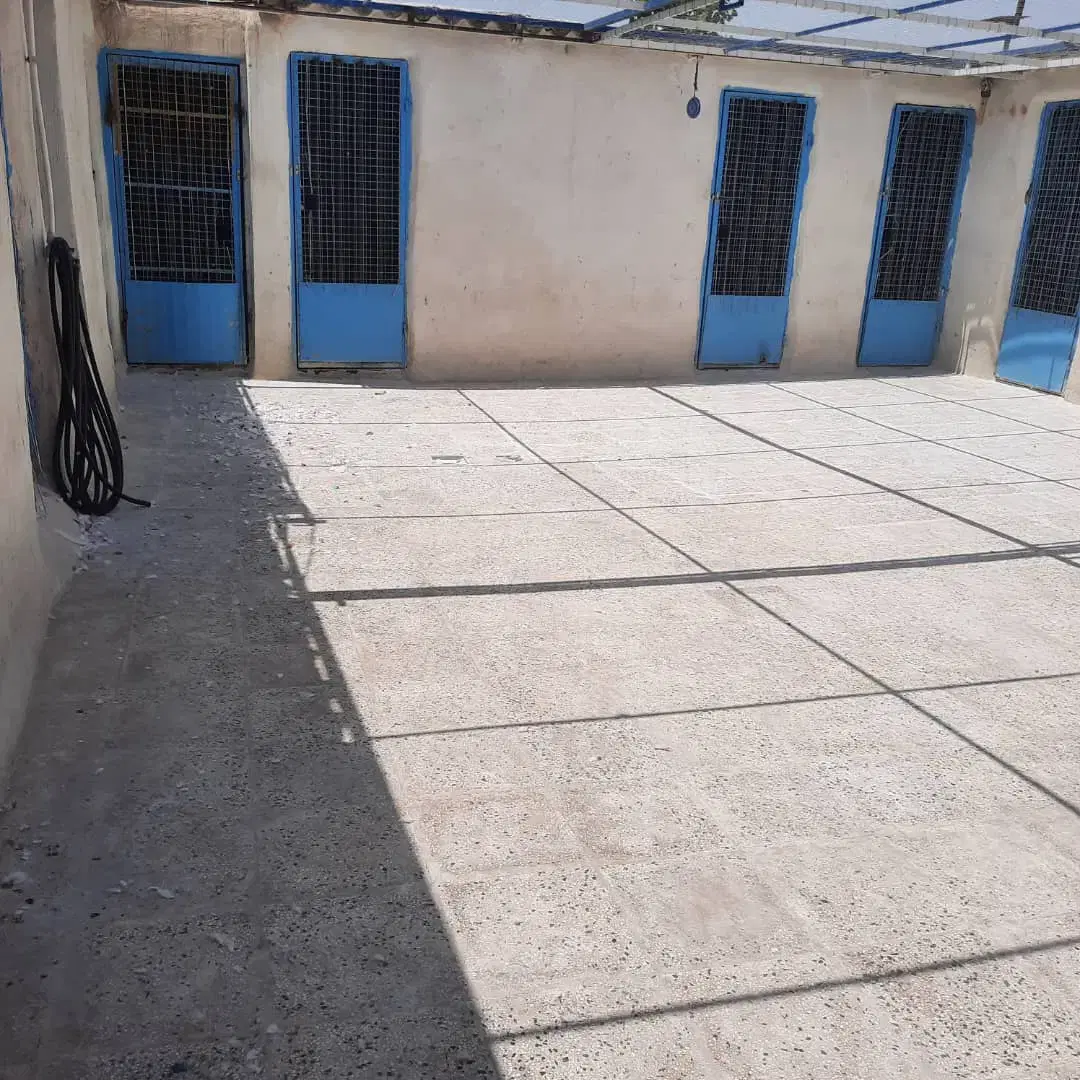 ۵۰۰متر گاراژ با کانکس سوپر مارکتی