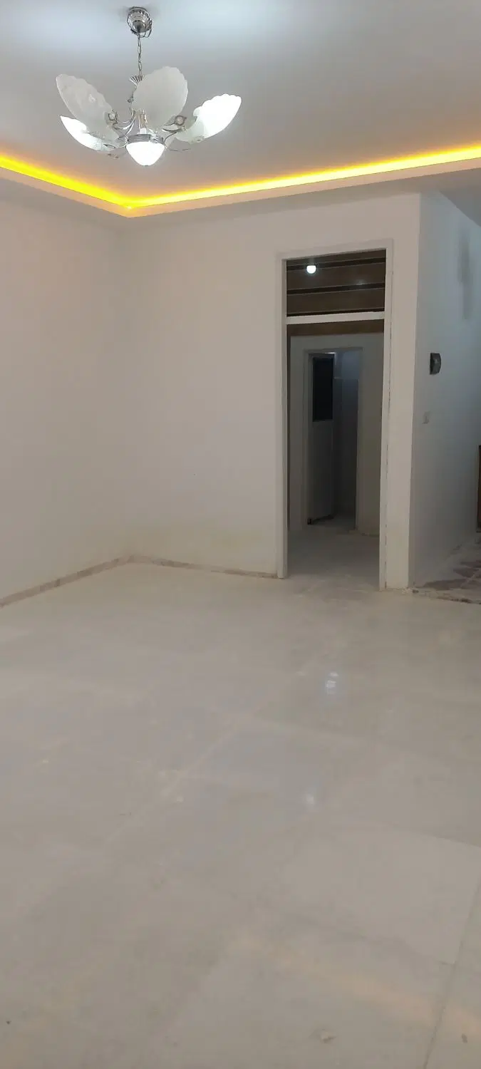 70 متری همکف دربست