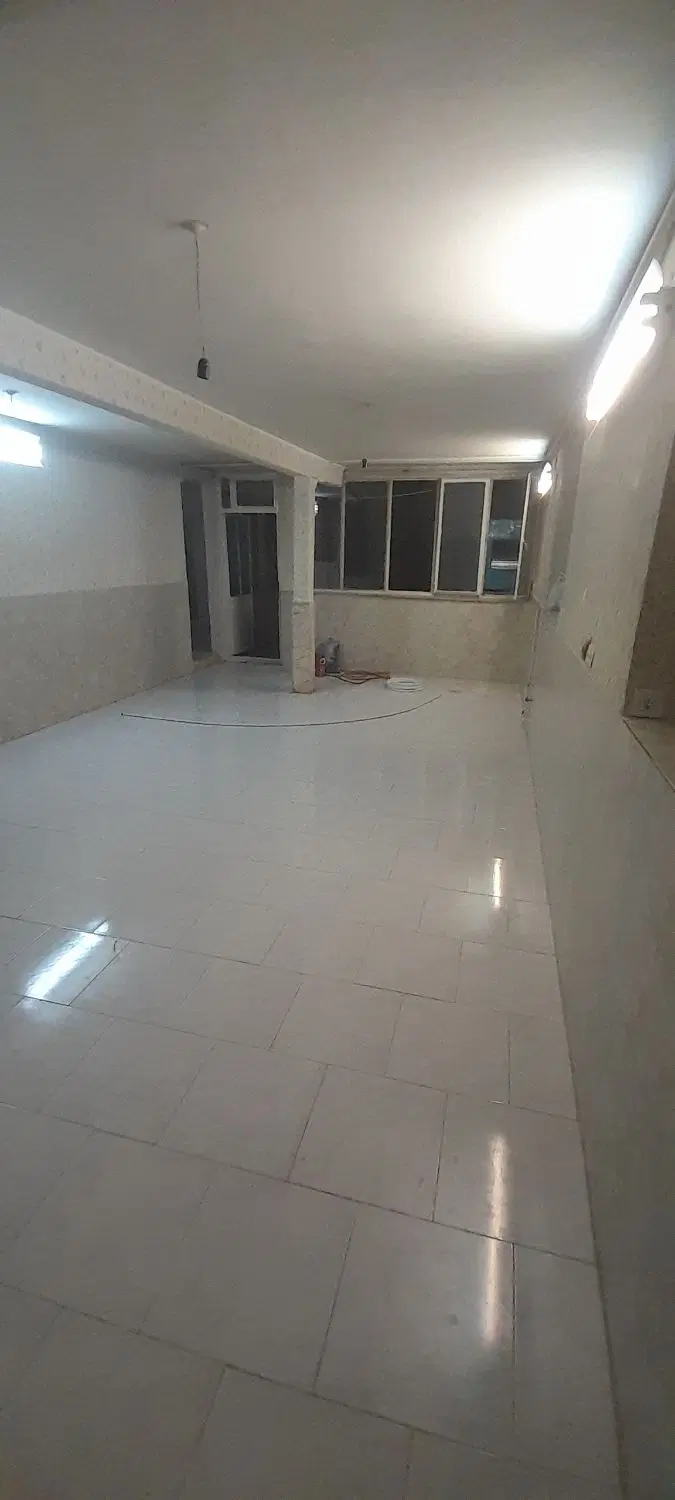 آپارتمان طبقه همکف
