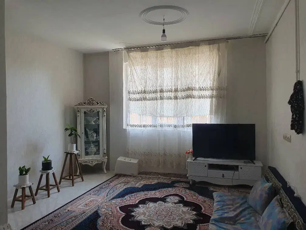 ۱۰۷ متر خانه ویلای شهریار، بکه