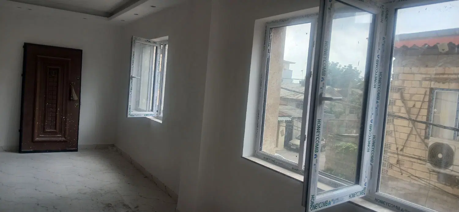 ۱۰۰متربااسانسورباپارگینک