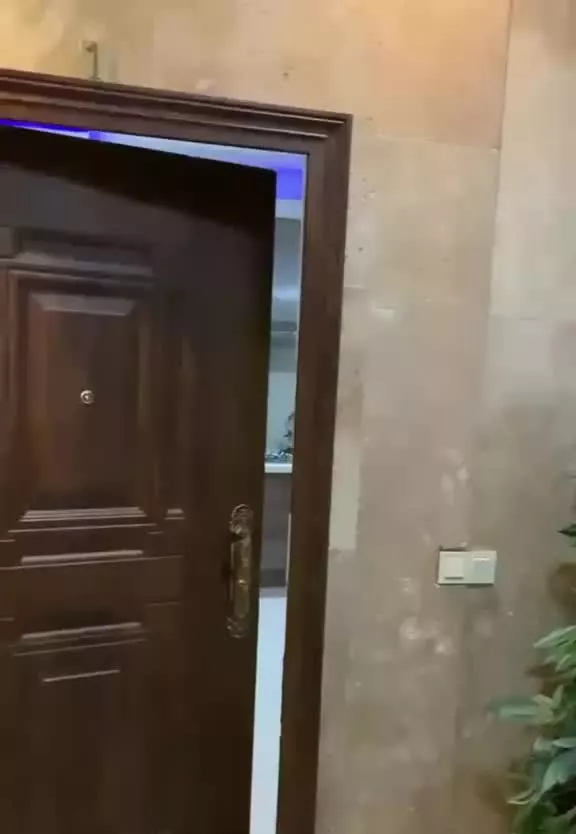 اجاره واحد ۱۶۰ متری خاص و خوش نقشه در چیتگر