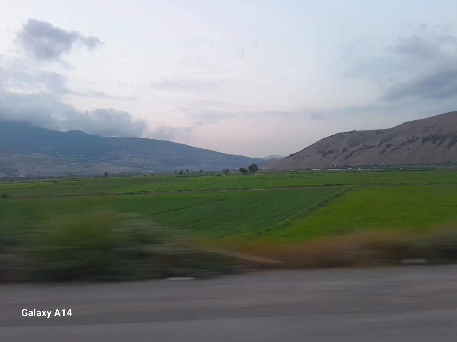 زمین فروشی ۱۷۰۰متر رستم آباد