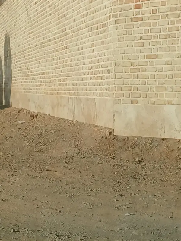 زمین چهار دیواری