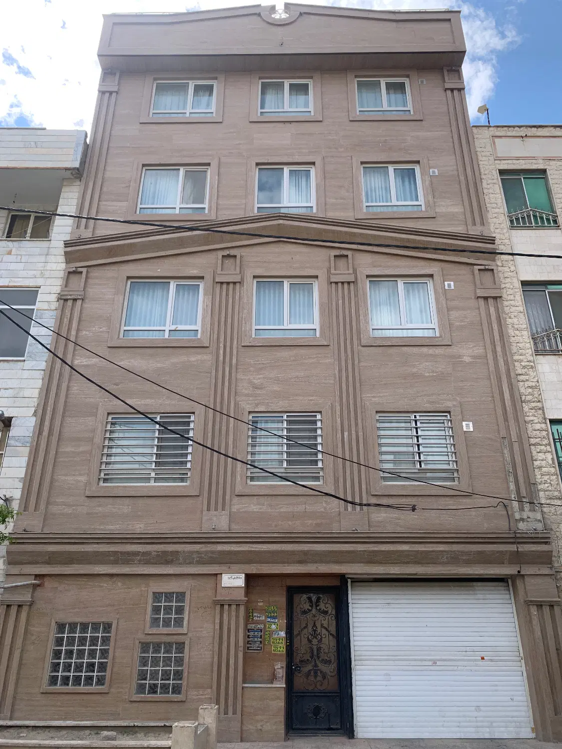 مغازه 27 متری_تاپ لوکیشن_پشت چراغ فلکه پنجم