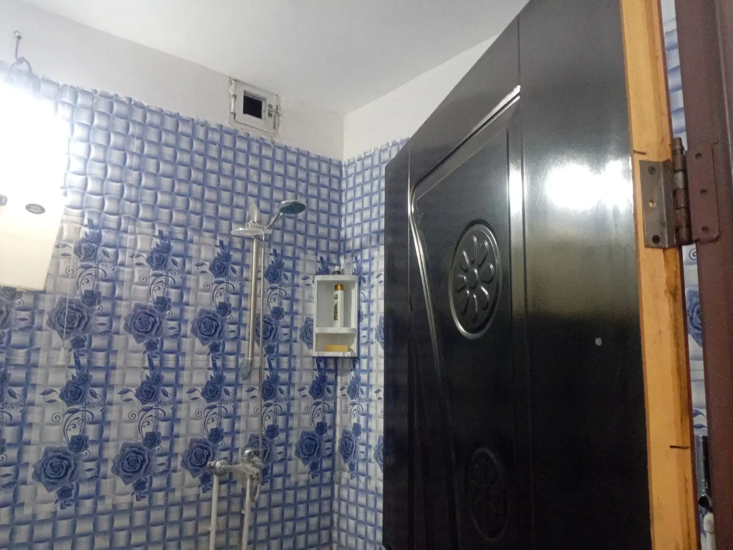 اجاره مسکونی مستقل طبقه اول حیاط دار ۱۰۰متری