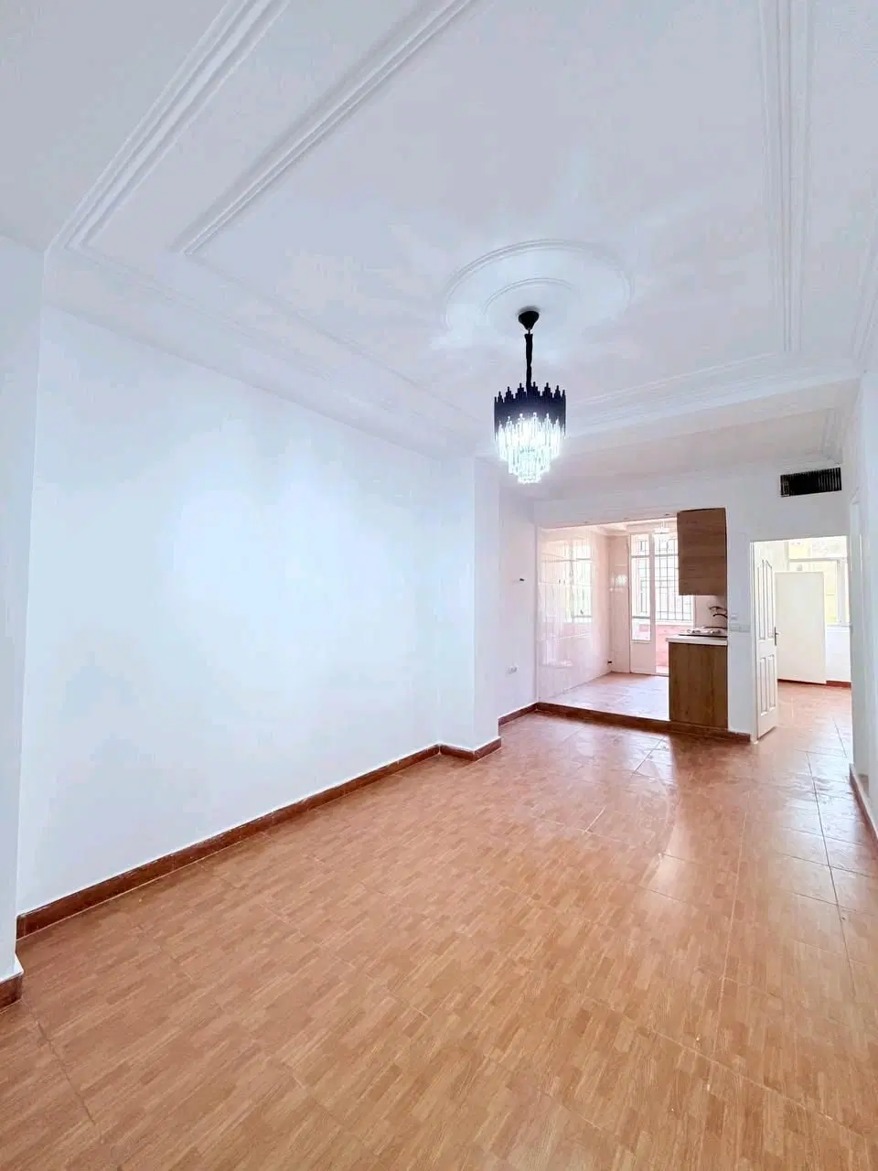 ۵۲ متر تک‌خواب _روبه‌نما _ پارکینگ اختصاصی