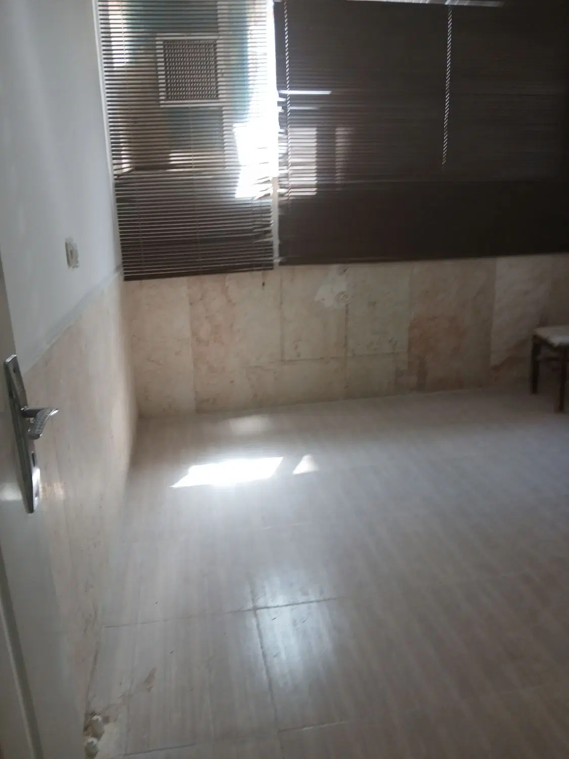 اجاره  آموزشگاه 300 متری خ ملک