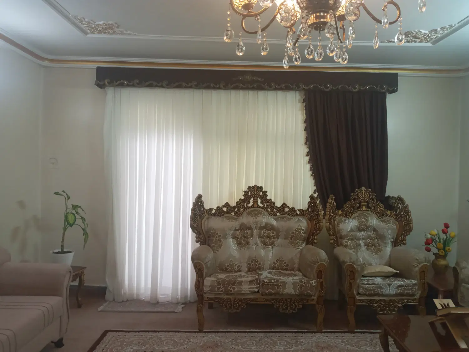 فروش ۲ واحدی خیاط دار
