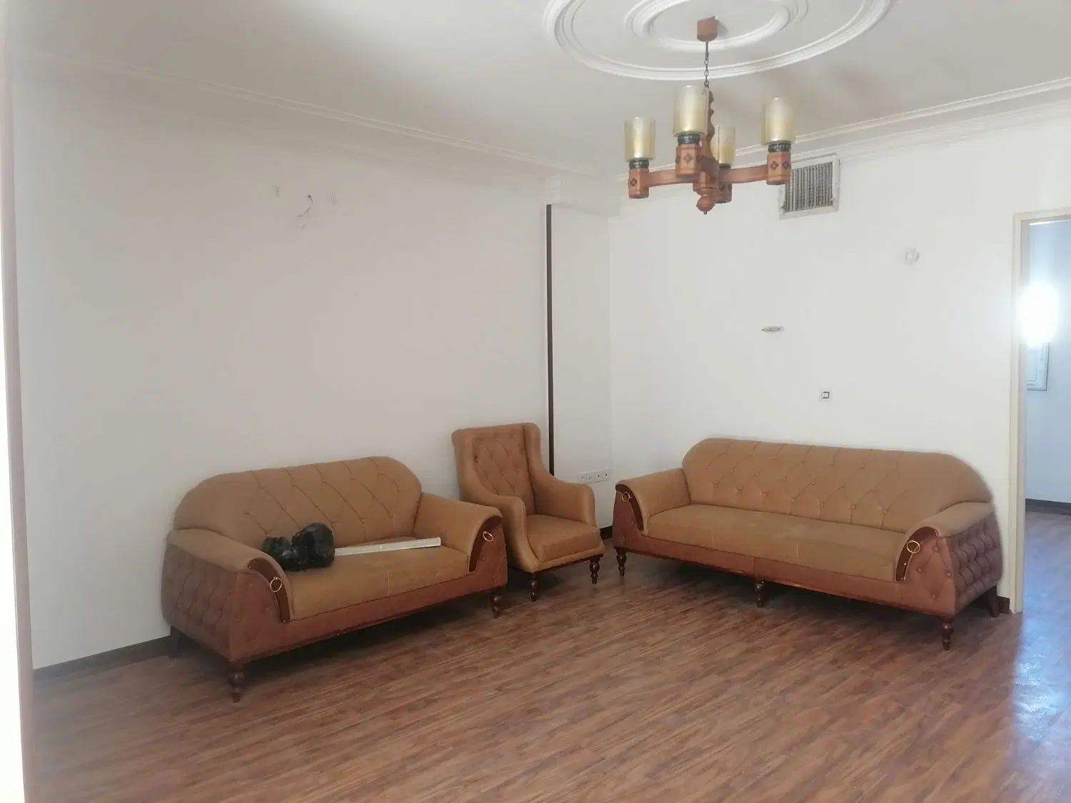 خانه ۷۰ باسازی شده