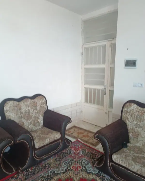 تهاتر منزل مسکونی دوطبق با منزل دوطبق در شیراز