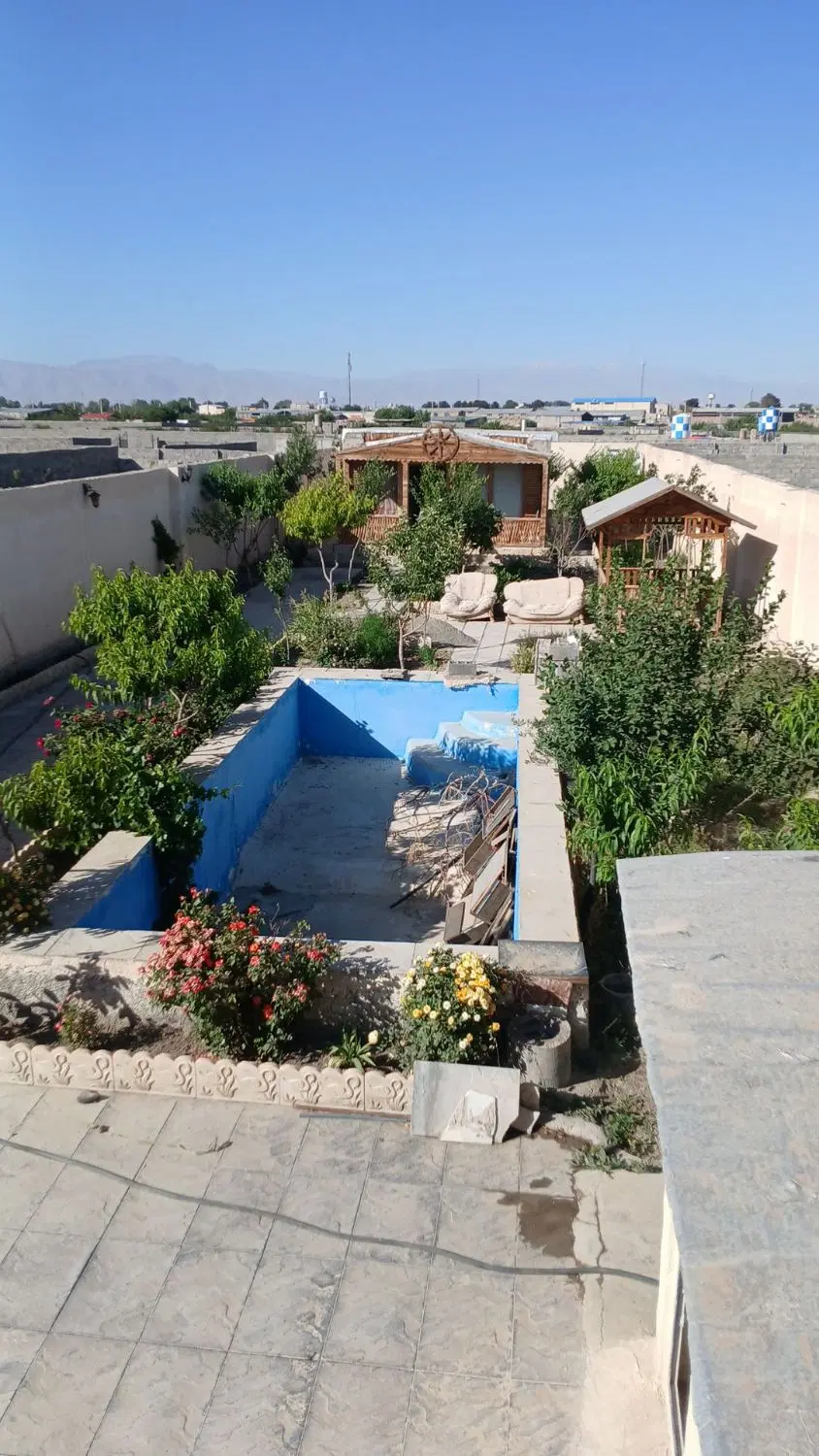 باغچه در انجم آباد