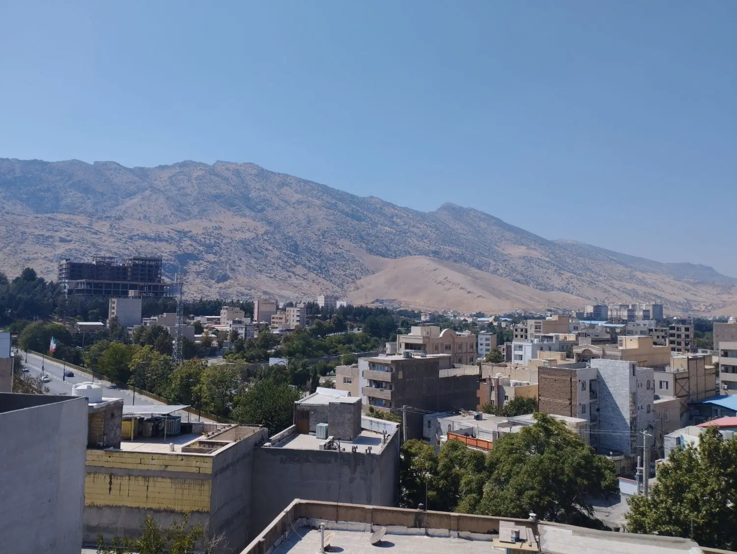 ویلایی بیمارستان، انقلاب ۱۱۰ متر یک طبقه