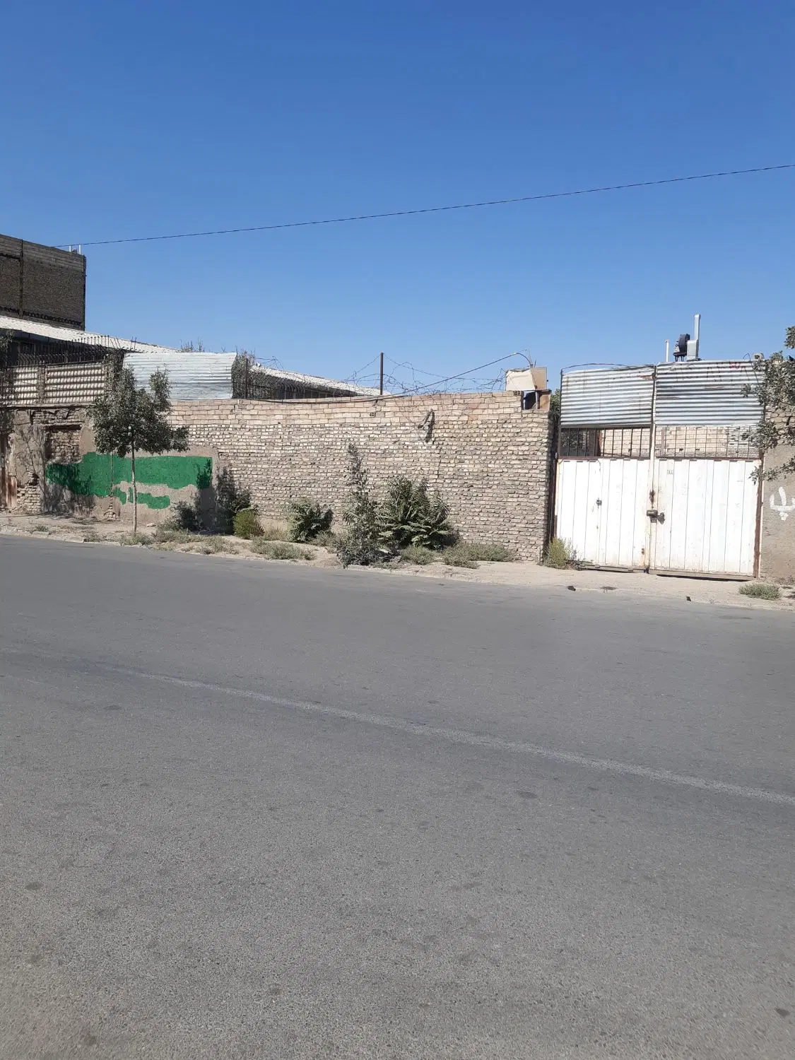 گاراژ به متراژ ۷۰۰متر جهت رهن واجاره.