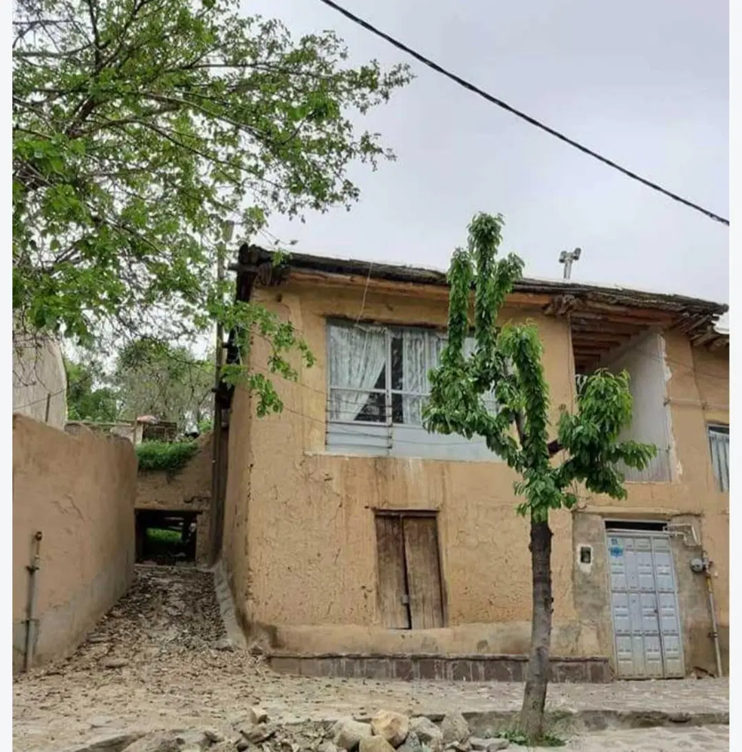 ویلایی دربست