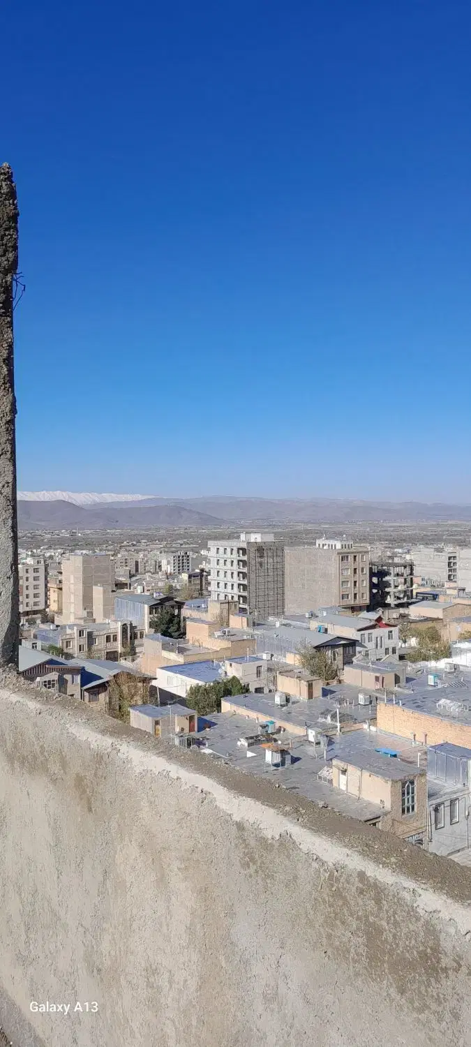 زمین ۱۲۶ متر  سی متر تاجوک