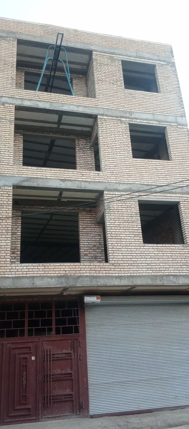 انباری 120متری