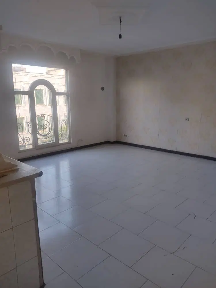 68متری_روبه نما_پارکینگ دار_تخلیه