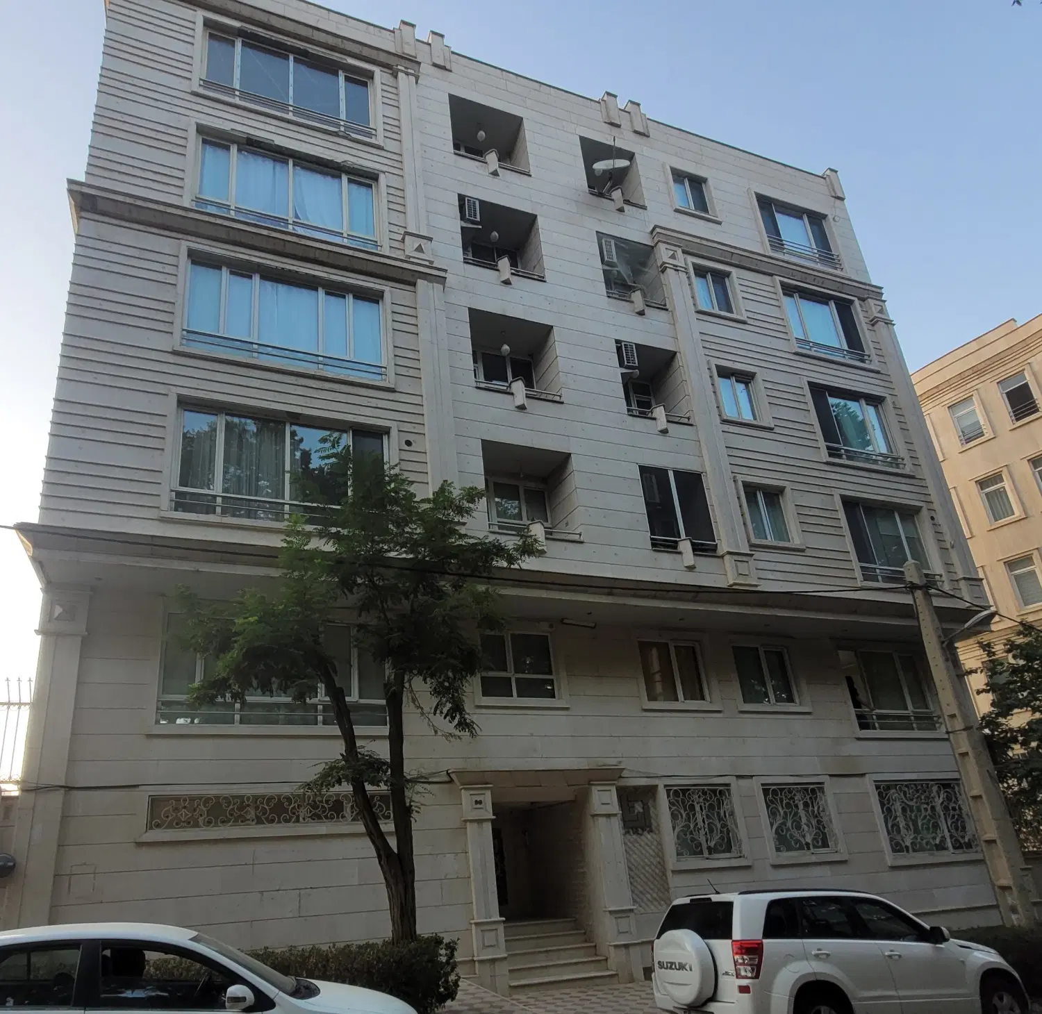 خیابان ادب دونبش ویوابدی