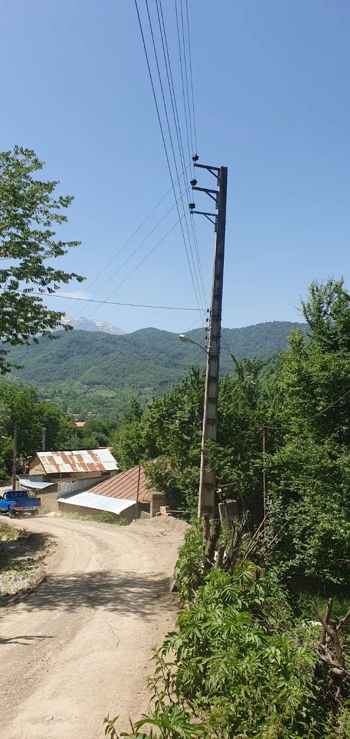 زمین داخل بافت روستای پاجی